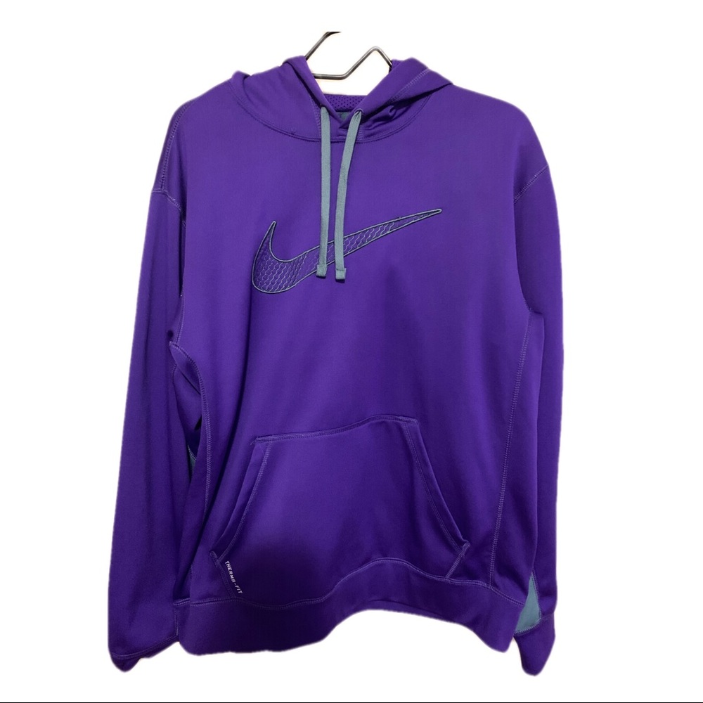 Woman Nike Therma Fit Hoodie